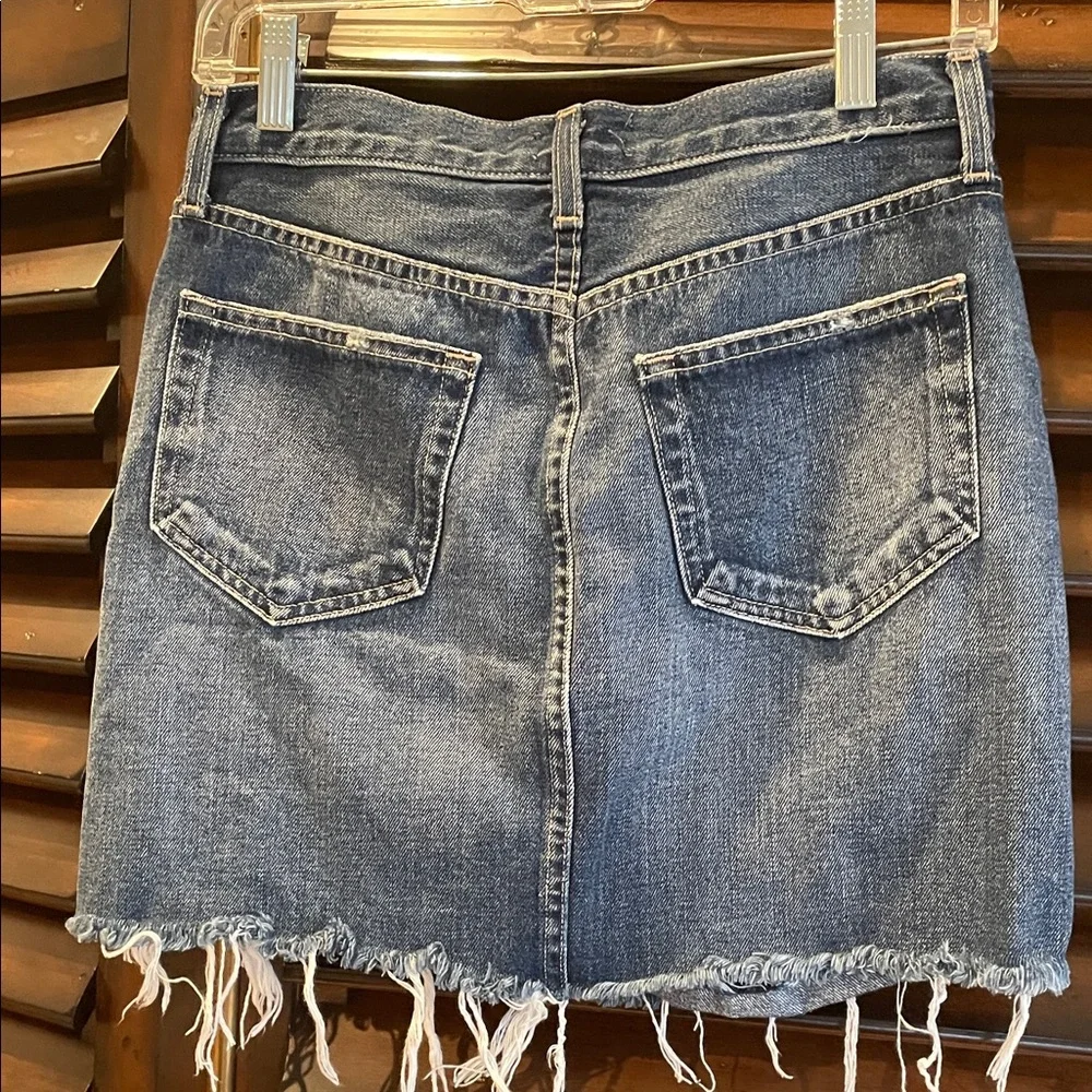 L’AGENCE Size 26 Distressed Denim Skirt - Picture 5 of 6